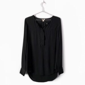 Jcrew Black Long-Sleeve covered button crepe Blouse
